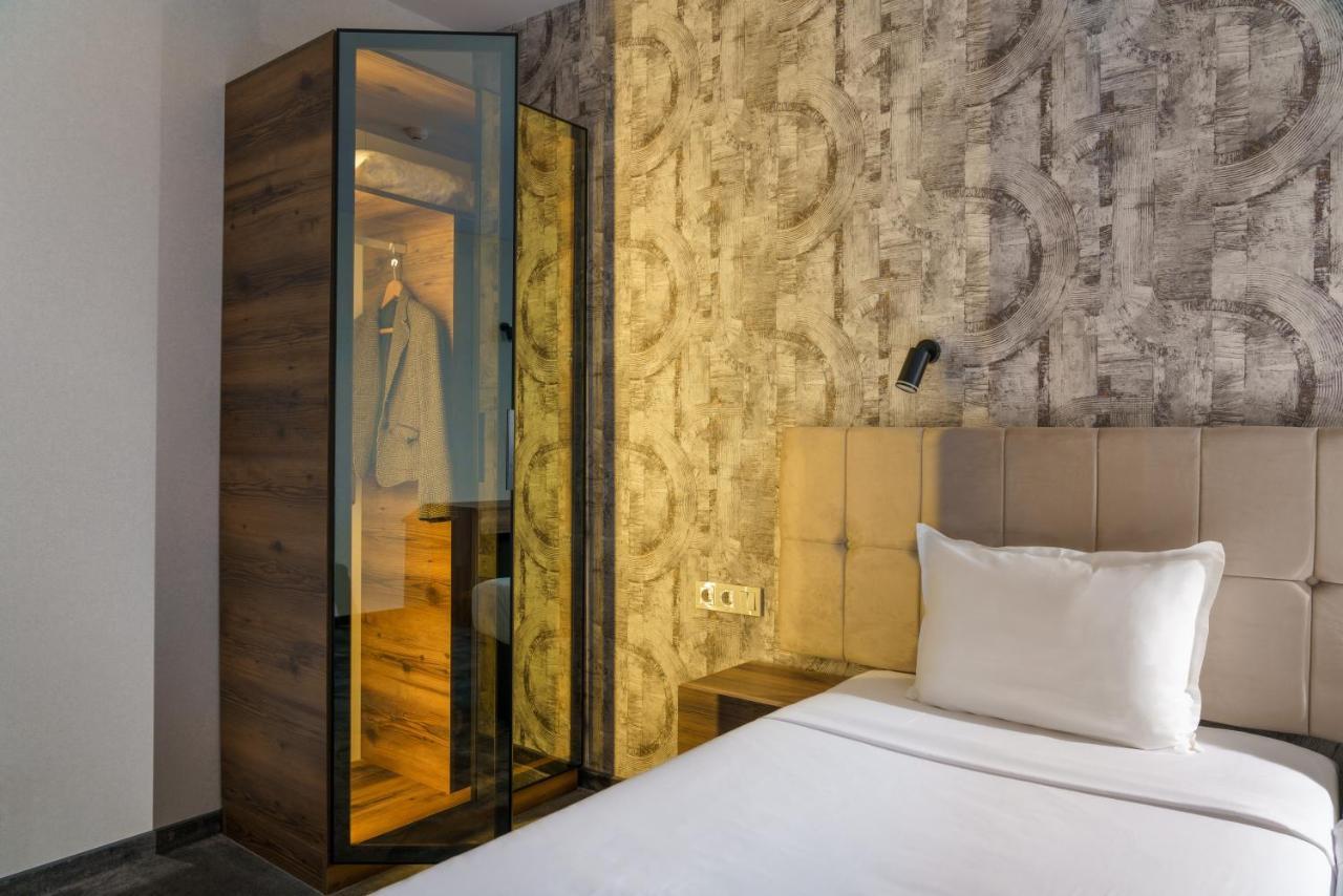 Bistra & Galina Hotel Ruse Luaran gambar