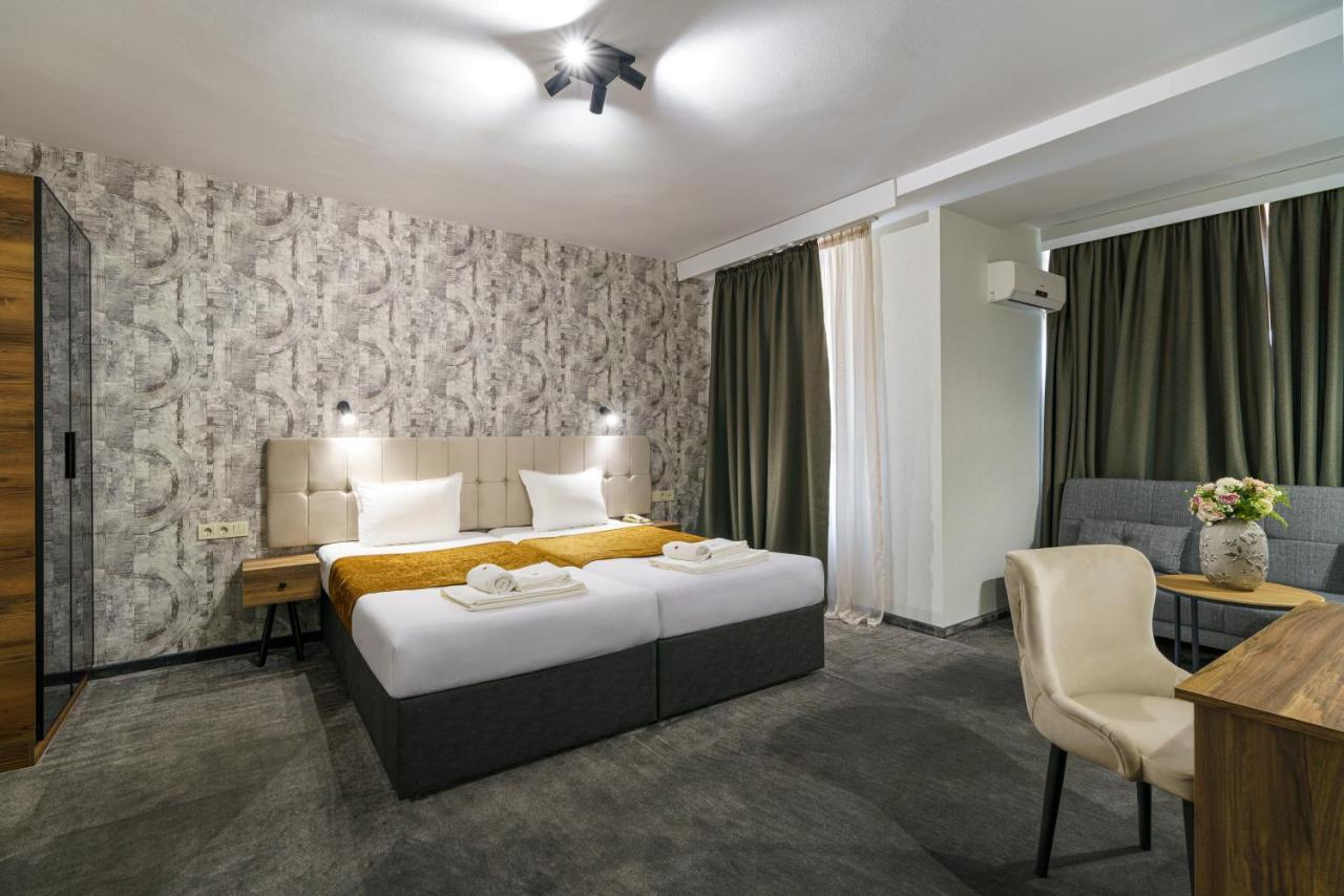 Bistra & Galina Hotel Ruse Luaran gambar