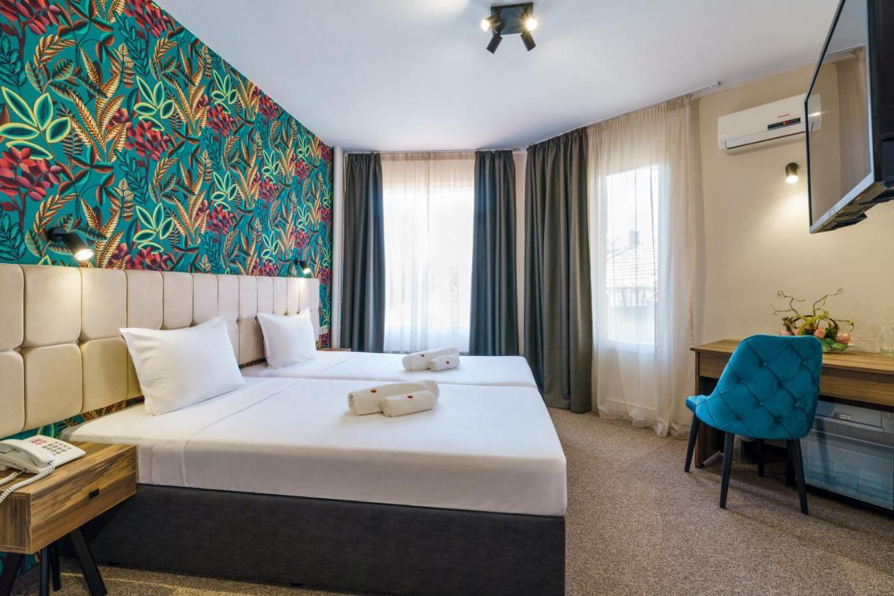 Bistra & Galina Hotel Ruse Luaran gambar